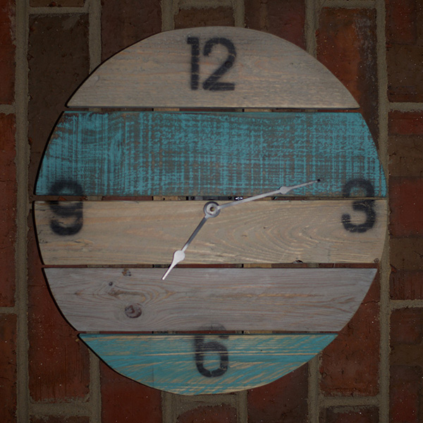 Daire mavi palet saat